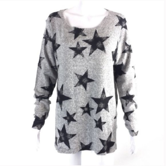 Soft Surroundings E’toile Soft Star Print Top - Picture 2 of 6